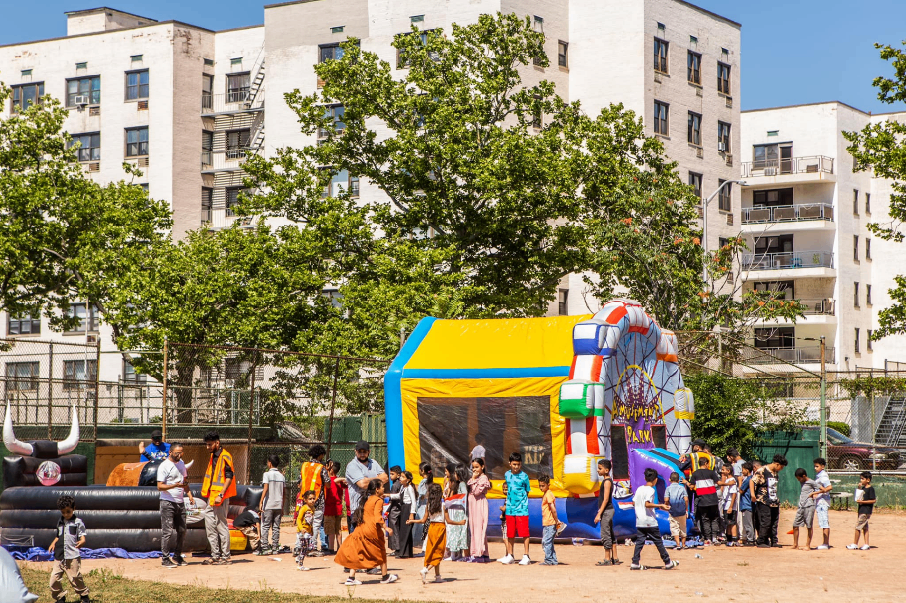 برامج الشباب